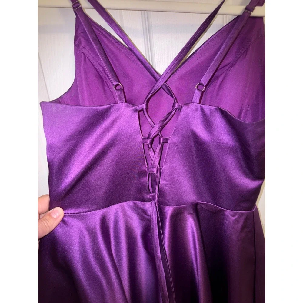 Purple Satin A-Line Dress Criss-Cross Back Date Night Prom Wedding Sz 5/7 - Picture 6 of 6